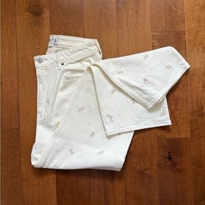 Abercrombie & Fitch Cream Embroidered Denim Straight Leg Curve Love Size 30